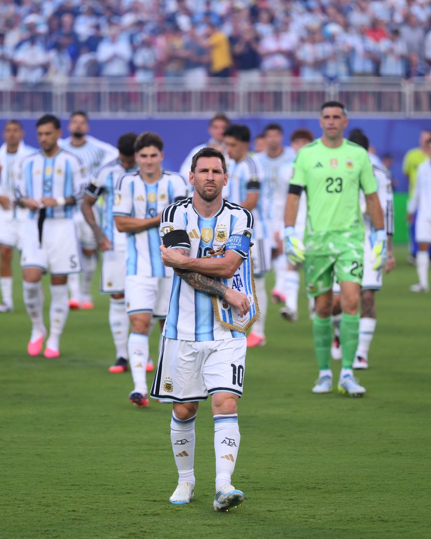 Lionel Messi durante un partido con la selección de Argentina en el Mundial 2026